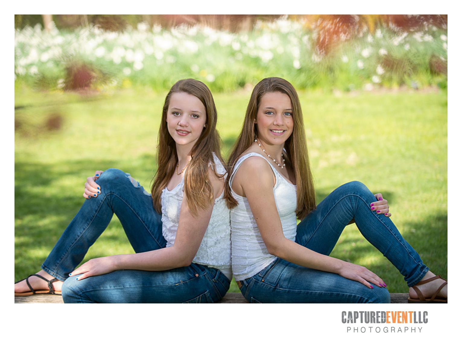 Beautiful Sisters Ellen And Lisa Pose For Portraits Captured Event Llc 